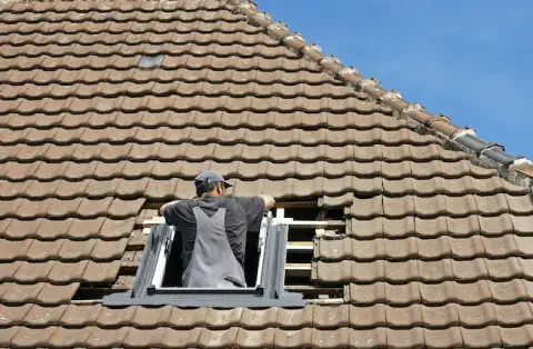 Pose de velux - Girolles